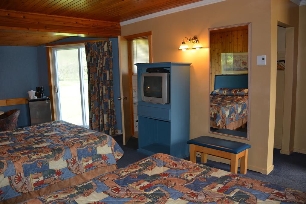 Auberge Godard Nominingue Bagian luar foto
