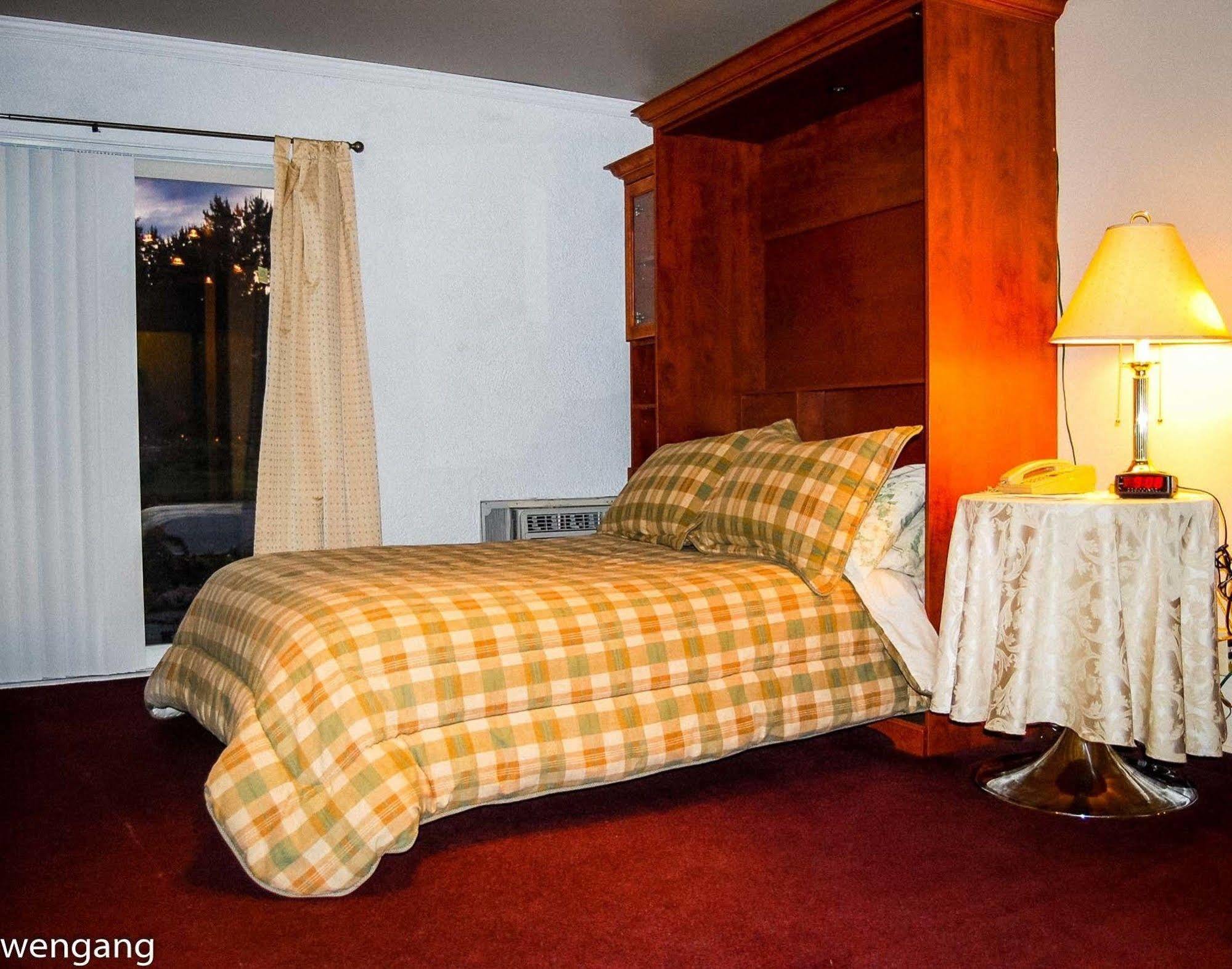 Auberge Godard Nominingue Bagian luar foto