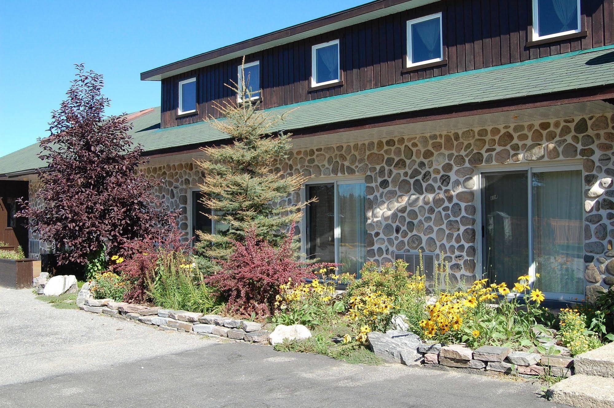 Auberge Godard Nominingue Bagian luar foto